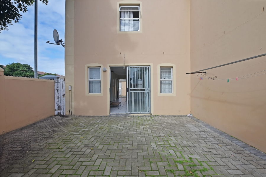 3 Bedroom Property for Sale in Parklands Western Cape
